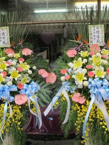 彰化縣社頭鄉花店，喪禮花柱外送彰化縣田中鎮花店，彰化縣大城鄉花店喪禮鮮花花柱